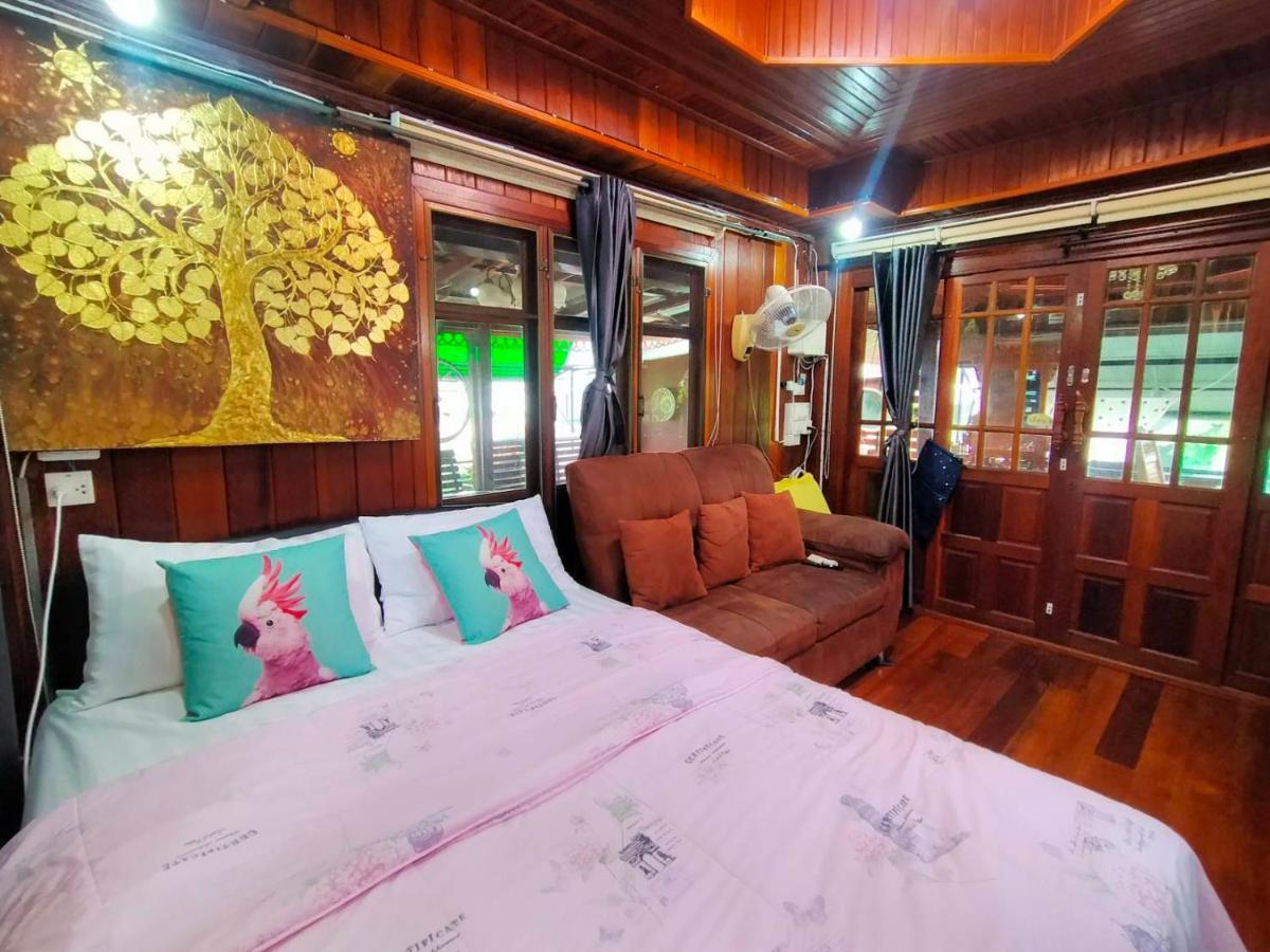 Ruenthip Homestay Bangkok Eksteriør bilde