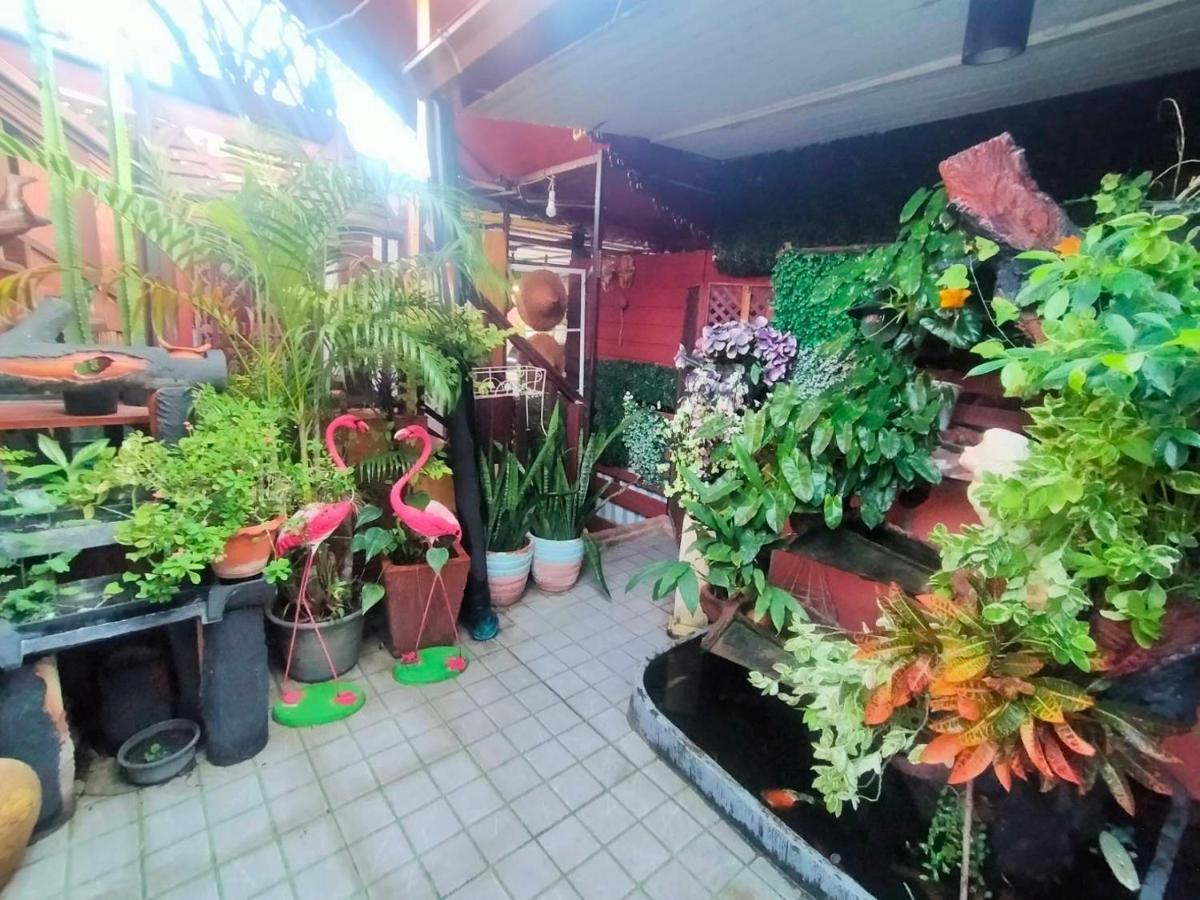 Ruenthip Homestay Bangkok Eksteriør bilde