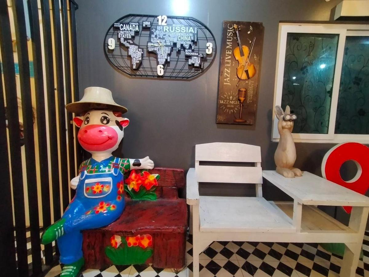 Ruenthip Homestay Bangkok Eksteriør bilde