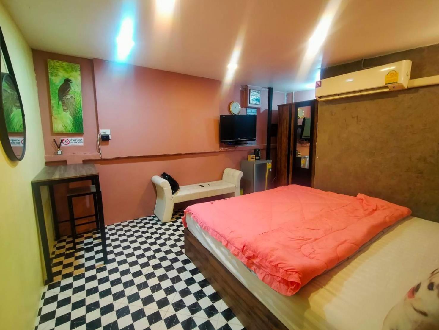 Ruenthip Homestay Bangkok Eksteriør bilde