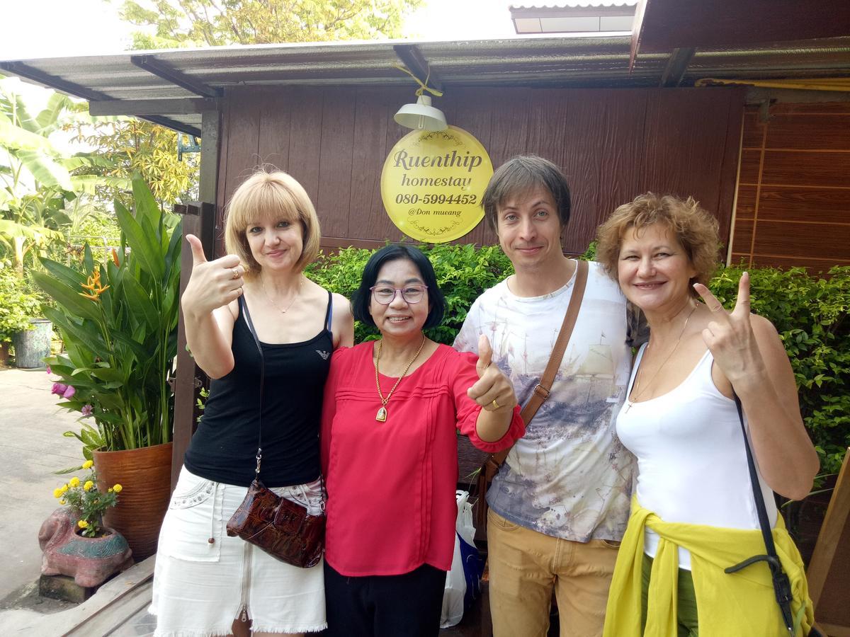 Ruenthip Homestay Bangkok Eksteriør bilde