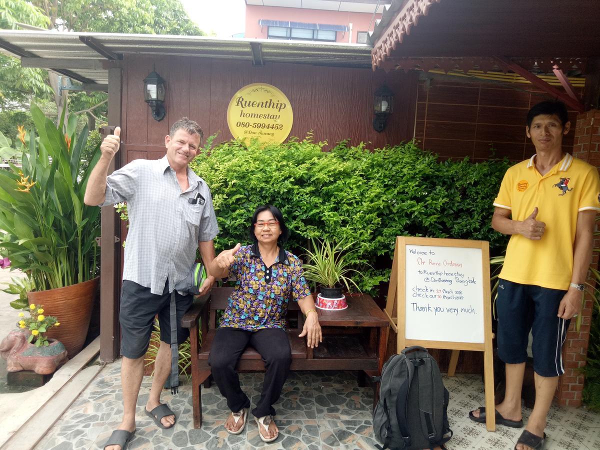 Ruenthip Homestay Bangkok Eksteriør bilde