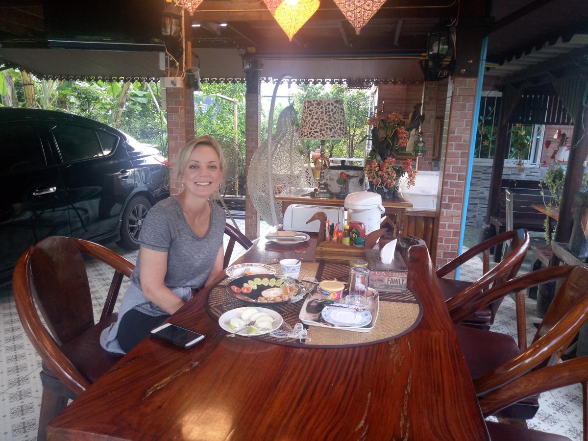 Ruenthip Homestay Bangkok Eksteriør bilde