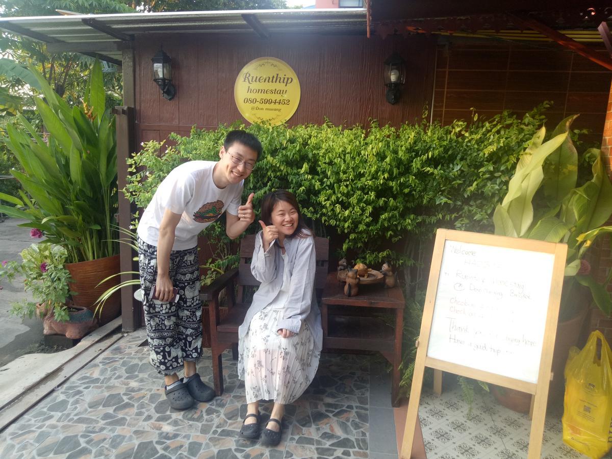 Ruenthip Homestay Bangkok Eksteriør bilde